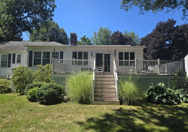 4th image of 93 Wyndward Rd, Longmeadow, MA 01106 | MLS# 73559512