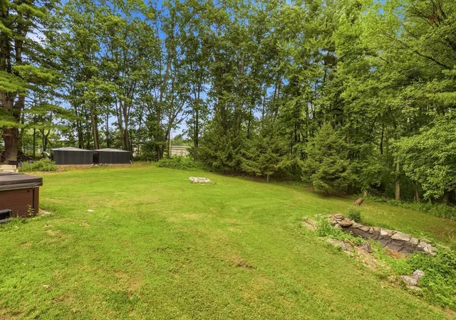 41st image of 247 Hampstead St, Methuen, MA 01844 | MLS# 73565158
