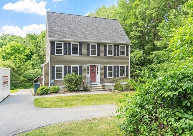 Homes for sale in Westford, MA | 3 Sydney Lane, Westford, MA 01886 | MLS# 73538102