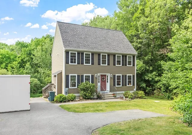 Homes for sale in Westford, MA | 3 Sydney Lane, Westford, MA 01886 | MLS# 73538102