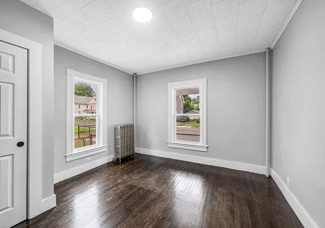 Homes for sale in Holyoke, MA | 15 Myrtle Ave, Holyoke, MA 01040 | MLS# 73546164