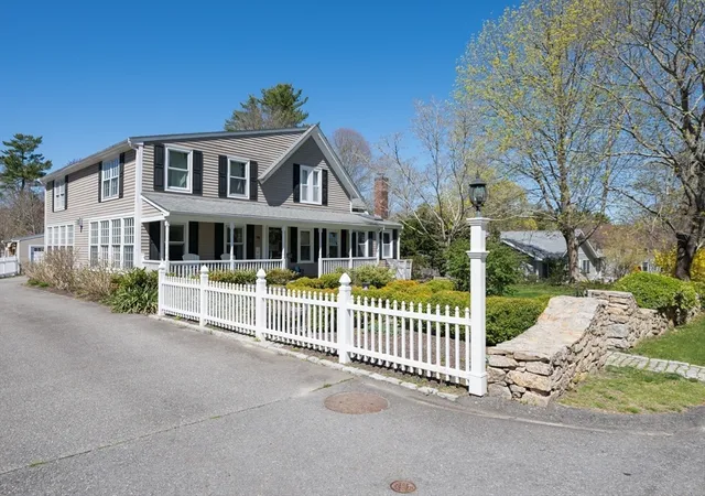 2nd image of 39 Ryder Lane, Marion, MA 02738 | MLS# 73535076
