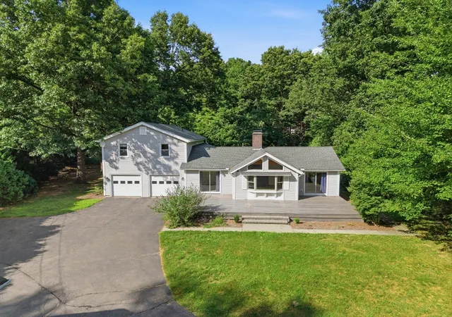 2nd image of 291 Pochassic Road, Westfield, MA 01085 | MLS# 73552089