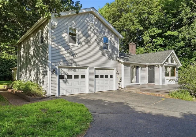 Photo 3 of Sale Pending at 291 Pochassic Rd, Westfield, MA 01085 | MLS# 73552089 | Listing updated on 2026-08-20