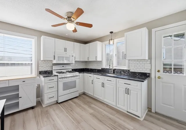 Photo 4 of Sale Pending at 3-5 Hamar Dr, Feeding Hills, MA 01030 | MLS# 73560175 | Listing updated on 2026-08-18