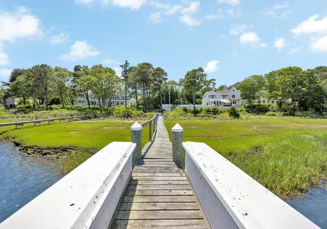 Photo 3 of Single family home for sale at 25 Oyster Way, Osterville, MA 02655 | MLS# 73544944 | Listing updated on 2026-08-28