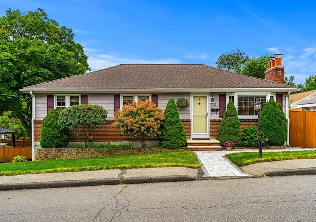 2nd image of 37 Home Street, Peabody, MA 01960 | MLS# 73565427