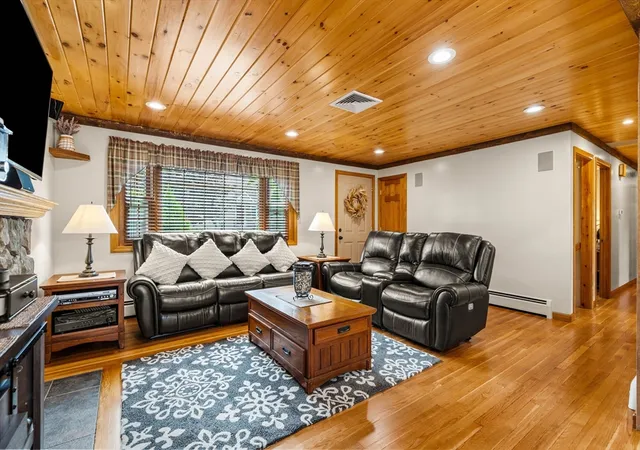 3rd image of 37 Home Street, Peabody, MA 01960 | MLS# 73565427