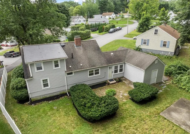 Photo 3 of Single family home for sale at 14 Meadow Ln, Worcester, MA 01602 | MLS# 73560319 | Listing updated on 2026-10-07