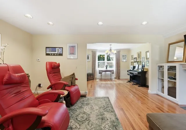 Homes for sale in Natick, MA | 13 Stagg Dr, Natick, MA 01760 | MLS# 73534925