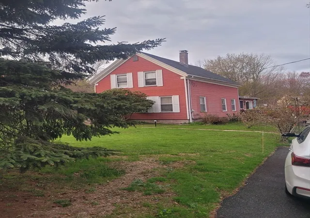 2nd image of 41 Linwood St, Haverhill, MA 01830 | MLS# 73520317
