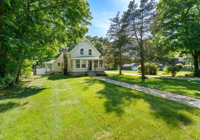 2nd image of 94 W Plain St, Wayland, MA 01778 | MLS# 73533038