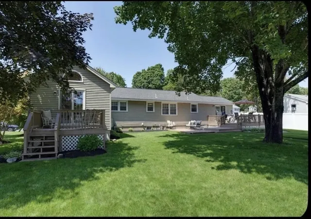 Photo 3 of Sale Pending at 40 Farmington Cir, Marlborough, MA 01752 | MLS# 73554228 | Listing updated on 2026-08-18