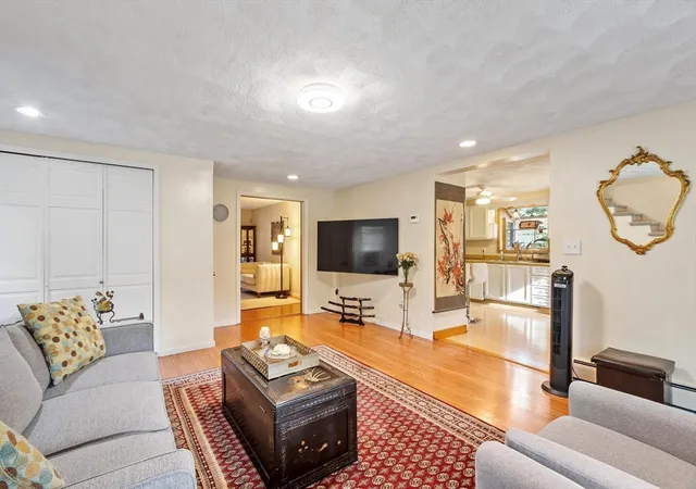 Homes for sale in Wilmington, MA | 80 High St, Wilmington, MA 01887 | MLS# 73537515