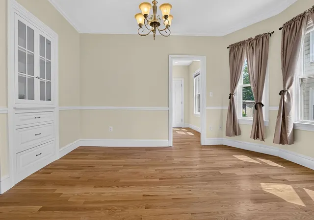 5th image of 22 Cypress St, Watertown, MA 02472 | MLS# 73558077