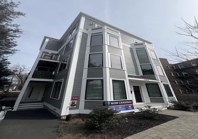 1st image of 104 106 Warren, Allston, MA 02134 | MLS# 73559633