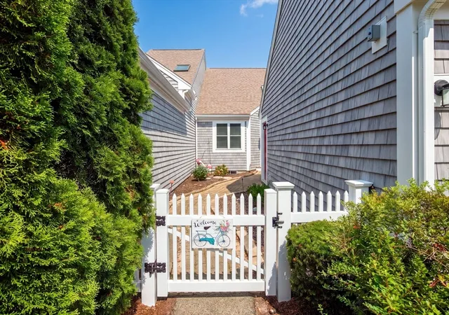 1st image of 66 Holbeck Corner #66, Plymouth, MA 02360 | MLS# 73566605