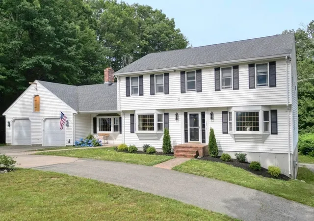 Photo 2 of Single family home for sale at 363 Liberty St, Braintree, MA 02184 | MLS# 73541691 | Listing updated on 2026-09-18