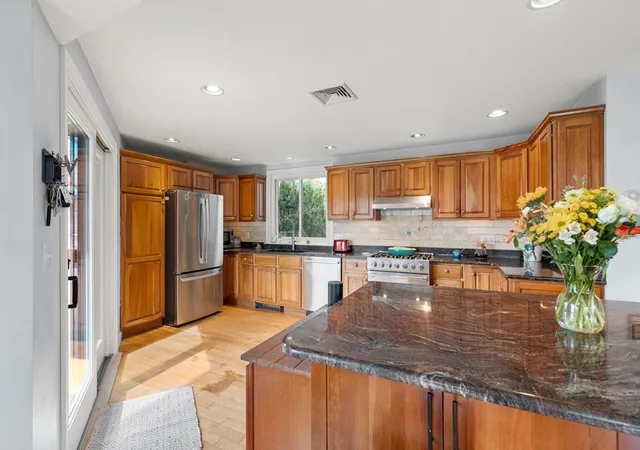 Homes for sale in Gloucester, MA | 12 Andrews Street, Gloucester, MA 01930 | MLS# 73503932