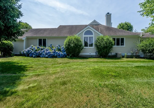 4th image of 1 Woods Edge Ln #191, Mashpee, MA 02649 | MLS# 73558132