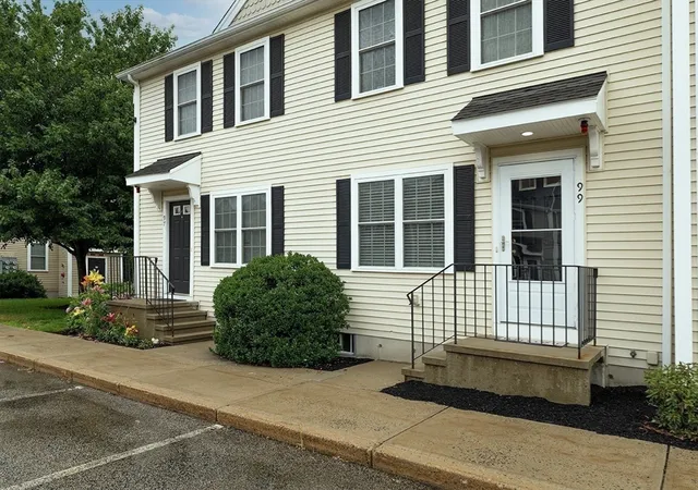 Homes for sale in Rockland, MA | 99 Boxberry Ln #99, Rockland, MA 02370 | MLS# 73546939