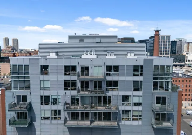Homes for sale in Boston, MA | 25 Channel Center St, Boston, MA 02210 | Houzeo