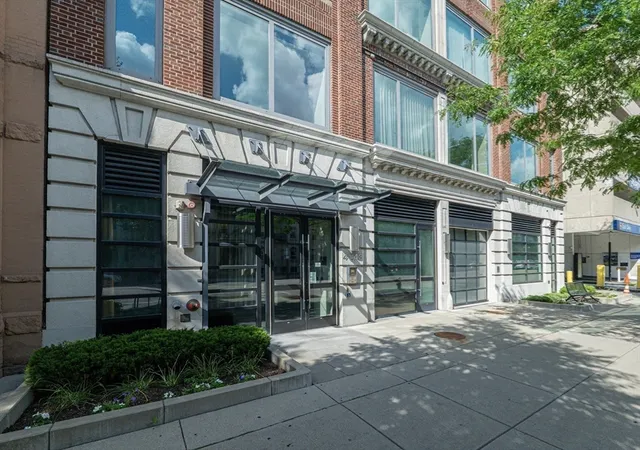2nd image of Symphony Court Condominiums, Boston, MA 02115