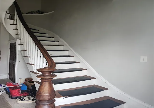 Photo 4 of House for sale at 10 Neponset Ave, Hyde Park, MA 02136 | MLS# 73566303 | Listing updated on 2026-09-05