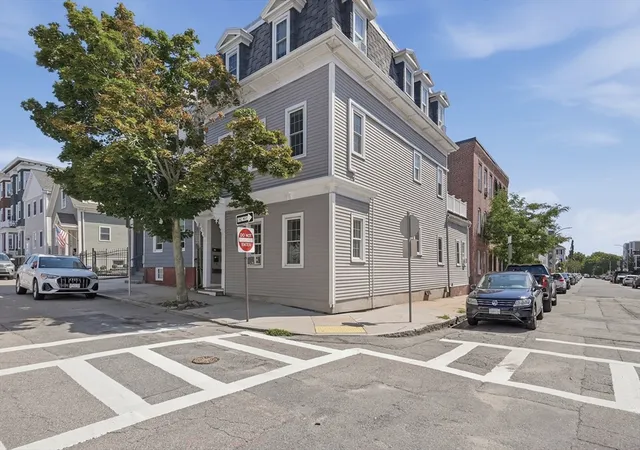 2nd image of 144 O Street #1, Boston, MA 02127 | MLS# 73556227