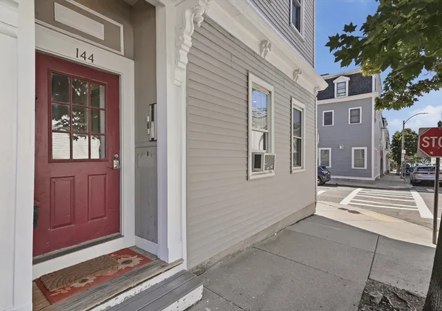 3rd image of 144 Over St, Boston, MA 02127