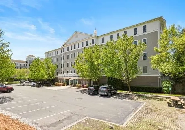 Homes for sale in Peabody, MA | 10 Crowninshield St #106, Peabody, MA 01960 | MLS# 73520818