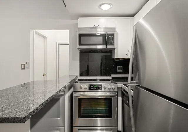 Homes for sale in Boston, MA | 40 Saint Botolph St #5, Boston, MA 02116 | MLS# 73521366
