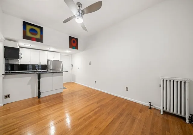 Homes for sale in Boston, MA | 40 Saint Botolph St #5, Boston, MA 02116 | MLS# 73521366