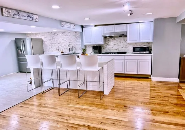 1st image of 289 Burnham Rd, Lowell, MA 01852 | MLS# 73560328