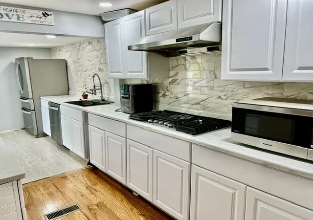 image of 289 Burnham Rd, Lowell, MA 01852 | MLS# 73560328
