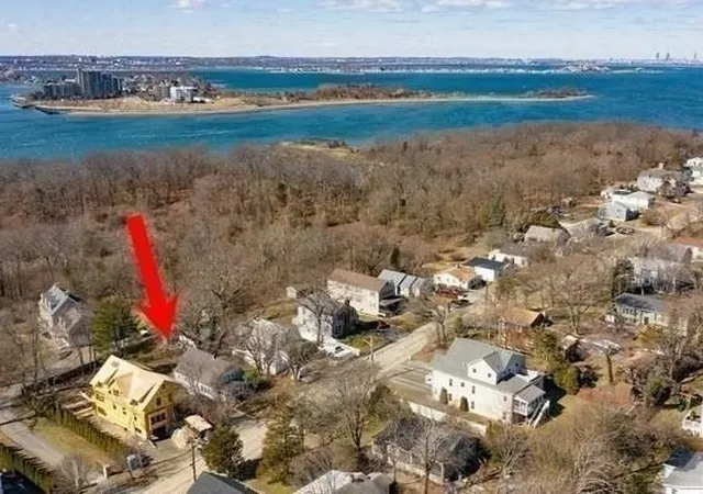 2nd image of 96 Wompatuck Rd, Hingham, MA 02043 | MLS# 73568177