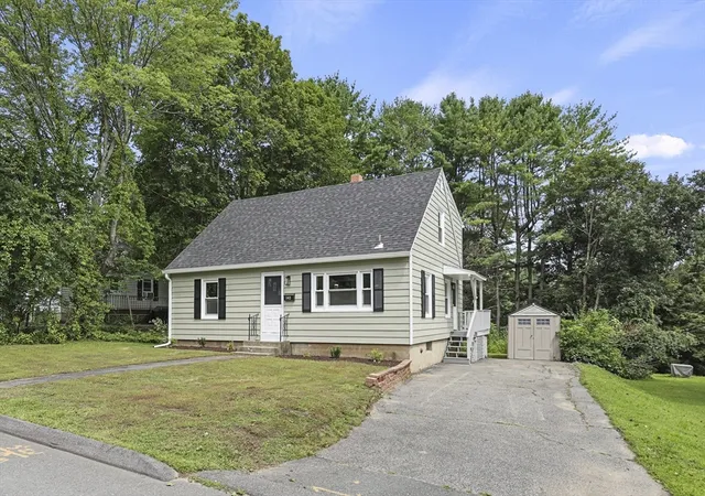 Photo 1 of Sale Pending at 140 Cole Ave, Pittsfield, MA 01201 | MLS# 73560615 | Listing updated on 2026-08-26