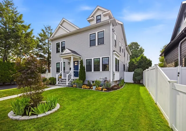 1st image of 19 Manhattan Ter, West Newton, MA 02465 | MLS# 73554324