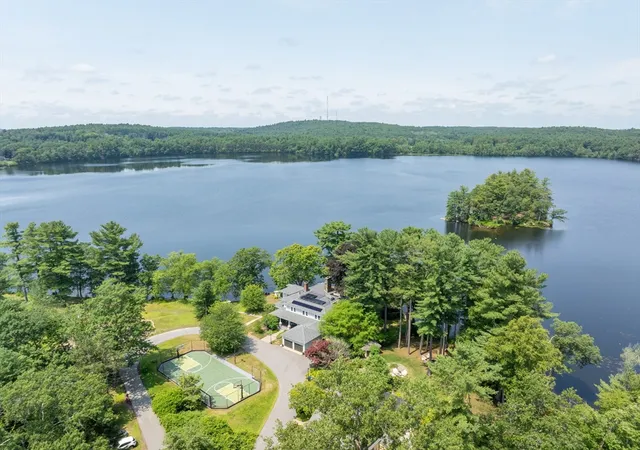 2nd image of 15 Geneva Rd, Andover, MA 01810 | MLS# 73503607
