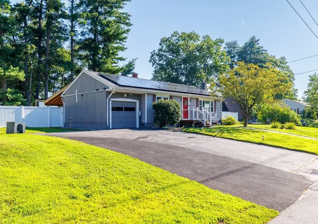 Photo 2 of Sale Pending at 6 Elaine St, Webster, MA 01570 | MLS# 73561641 | Listing updated on 2026-09-04