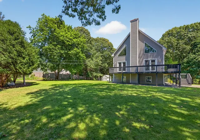 Photo 4 of Single family home for sale at 9 Broadview Ave, Berkley, MA 02779 | MLS# 73554970 | Listing updated on 2026-09-10