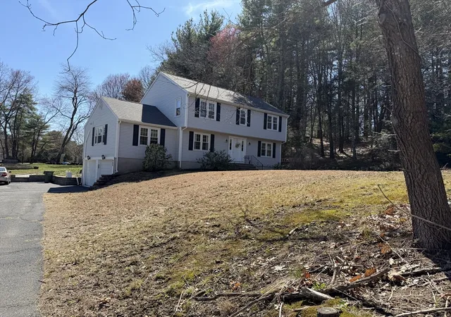 Homes for sale in Uxbridge, MA | 485 Hartford Ave, Uxbridge, MA 01569 | MLS# 73502394