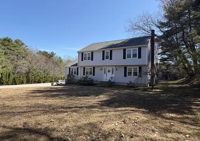 Homes for sale in Uxbridge, MA | 485 Hartford Ave, Uxbridge, MA 01569 | MLS# 73502394