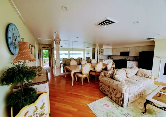 2nd image of 1376 Brg Stree, South Yarmouth, MA 02664