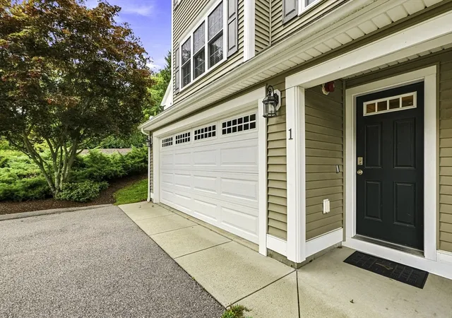 Photo 4 of Condo for sale at 1284 County St #1, Attleboro, MA 02703 | MLS# 73565664 | Listing updated on 2026-08-30