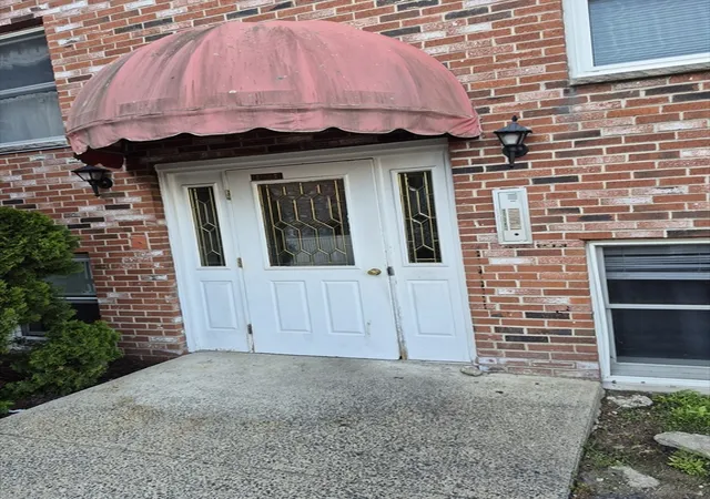 Homes for sale in Lynn, MA | 33a Jackson Street #203, Lynn, MA 01902 | MLS# 73544364