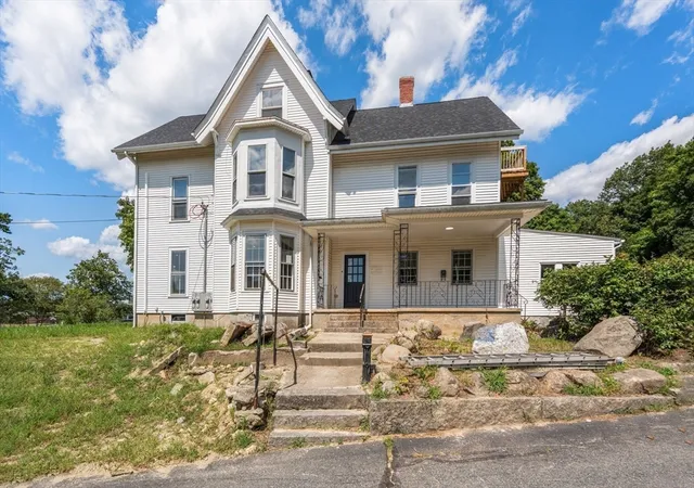 3rd image of 83 Oak Street, Uxbridge, MA 01569 | MLS# 73566306