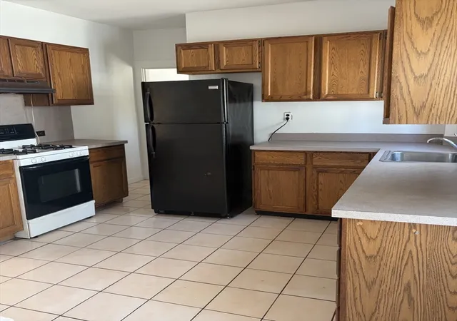 11th image of 53 Ellington Rd, Quincy, MA 02170 | MLS# 73554048