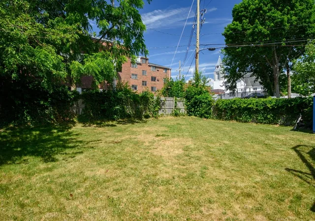 Homes for sale in Rockland, MA | 28 Blanchard St, Rockland, MA 02370 | MLS# 73537880
