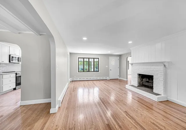 Homes for sale in East Longmeadow, MA | 580 Parker St, East Longmeadow, MA 01028 | MLS# 73525538